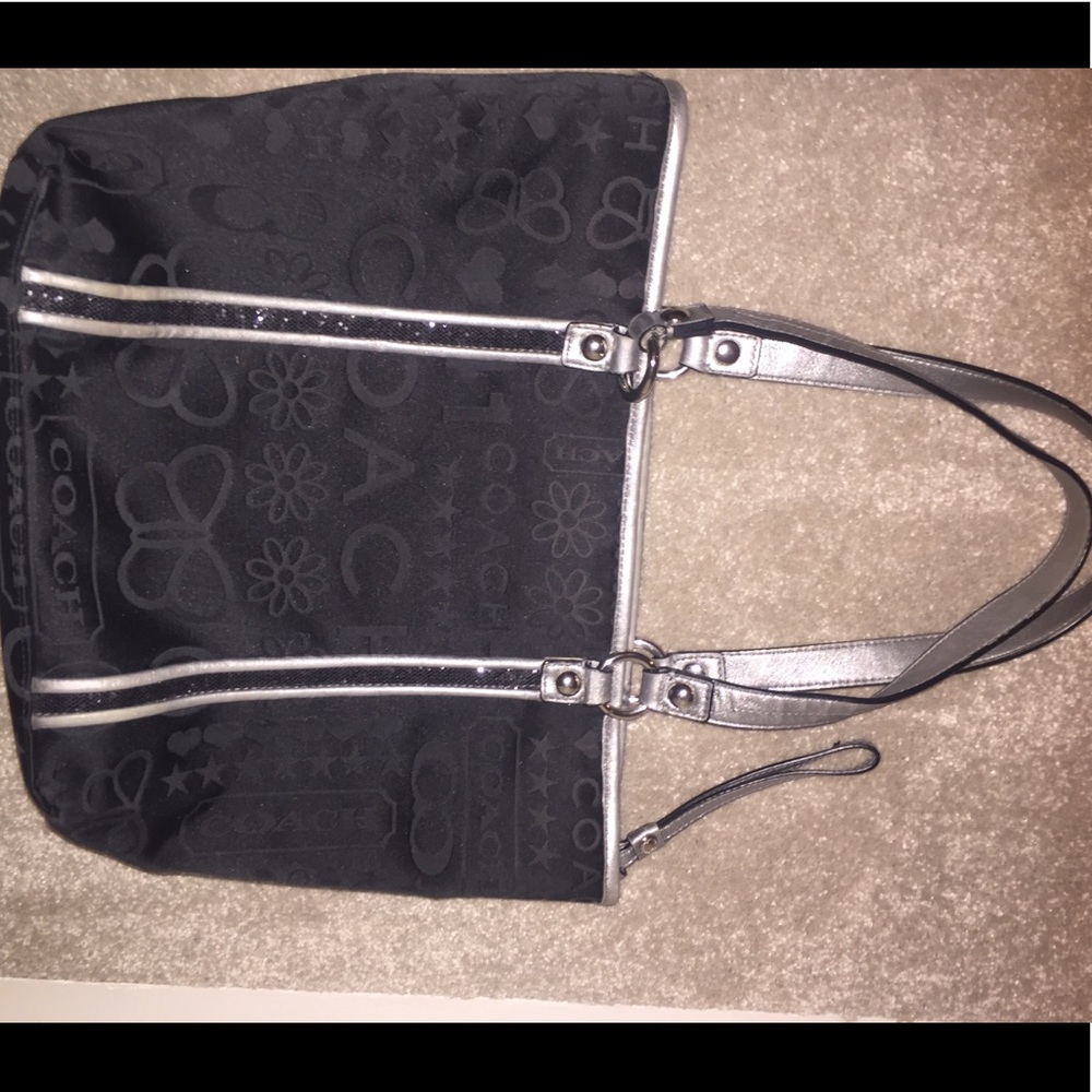 Coach Purse Authentic! - Picture 4 of 5